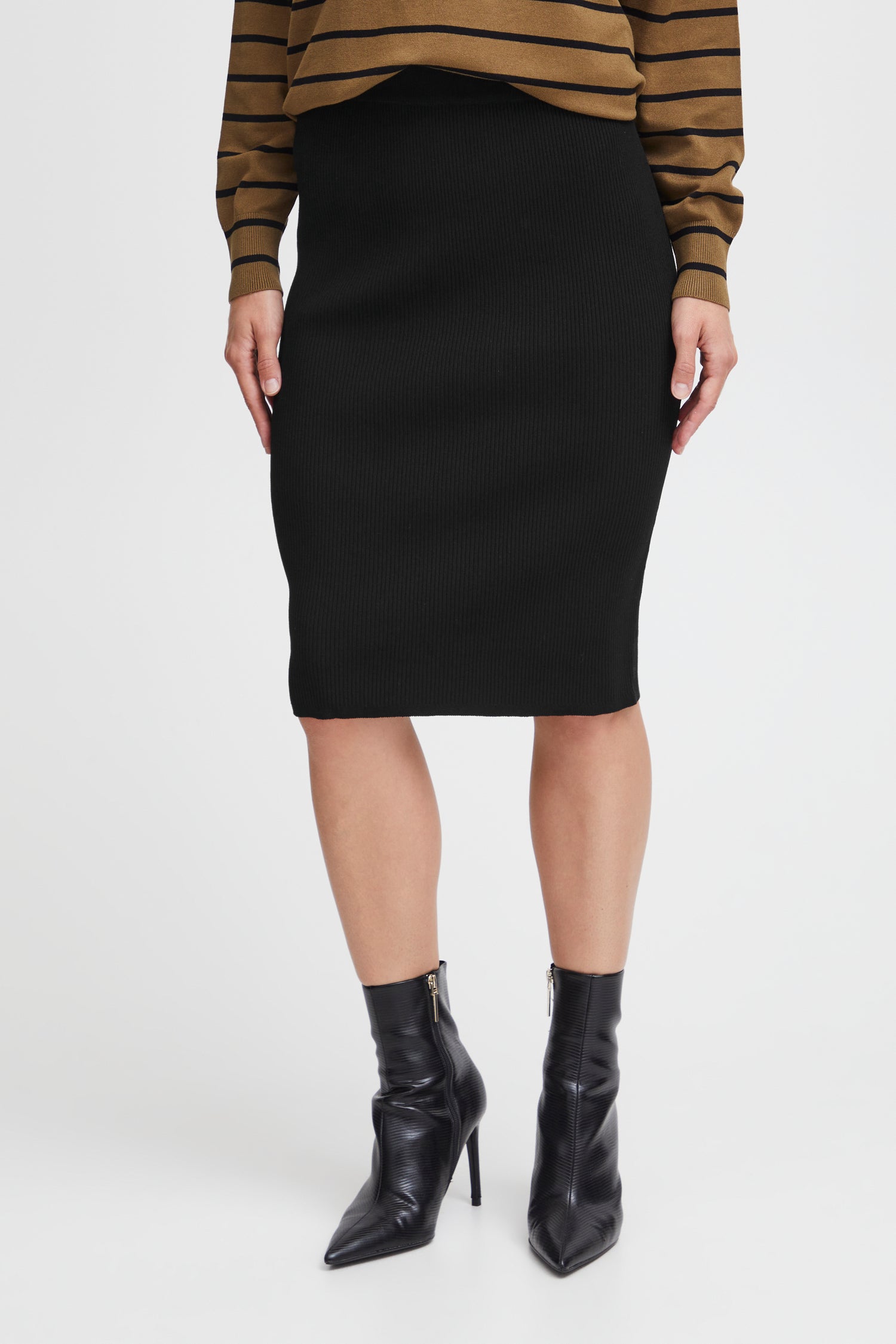 B. Young Mmorla Skirt