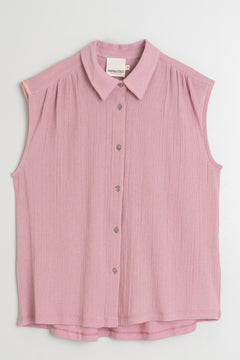 Indi & Cold Collared Crepe Sleeveless Blouse