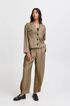 B. Young Estnio Trousers